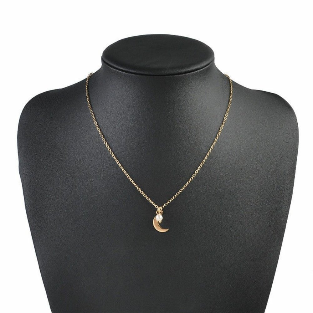 NWOT Dainty Moon Pearl Charm Necklace - Picture 2 of 6